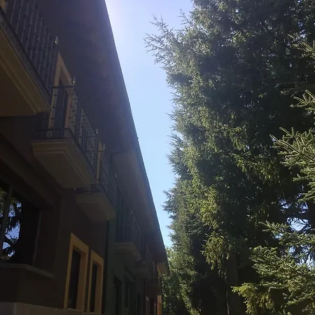 Atico Balcon De Ii ハカ
