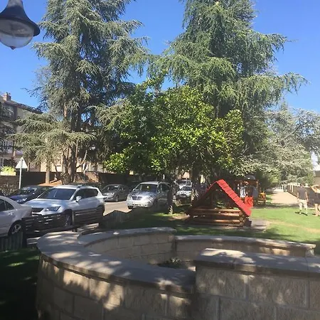 Atico Balcon De Ii * Jaca